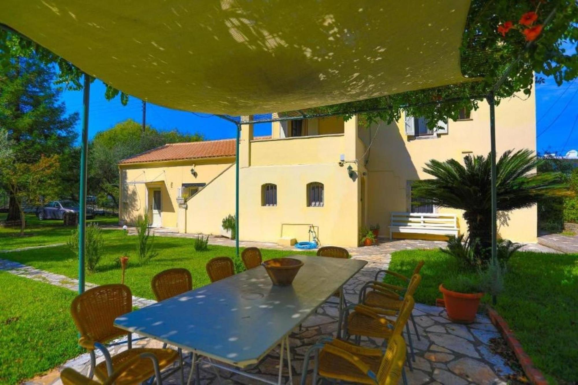 Вилла Secret Garden House - Private Garden With Pool Ахарави Экстерьер фото